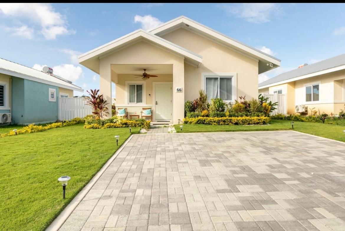 Natty'S Cozy Beach House In Hanover Jamaica Lucea Esterno foto