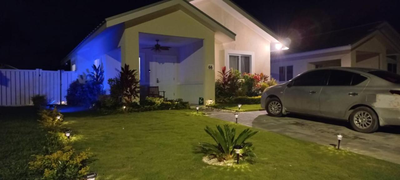 Natty'S Cozy Beach House In Hanover Jamaica Lucea Esterno foto